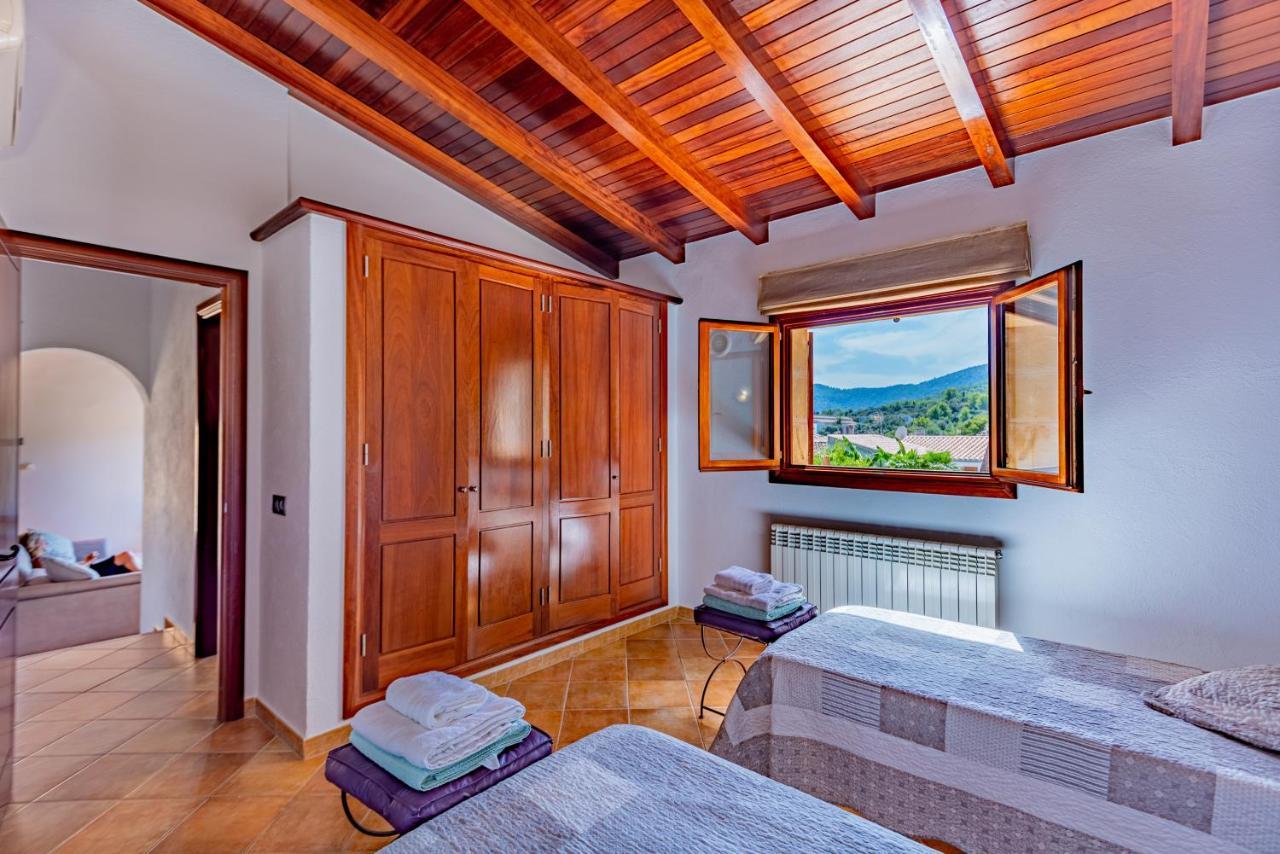 Villa In Center Of Pollensa With Pool And Jacuzzi ภายนอก รูปภาพ